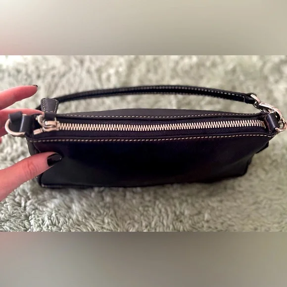 Coach Vintage Y2K Black Leather Shoulder Bag